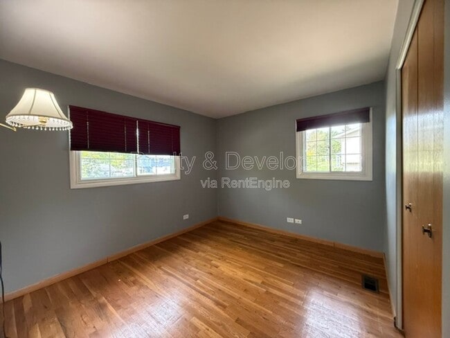 Building Photo - 1645 Highland Blvd
