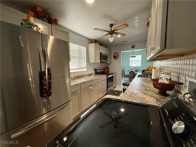 Building Photo - 14801 Randolph Ct