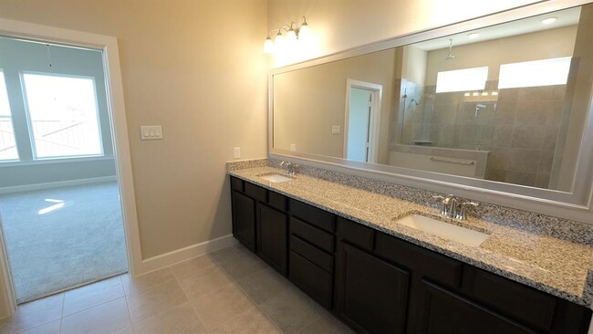 Building Photo - 302 Pure Parsley Path