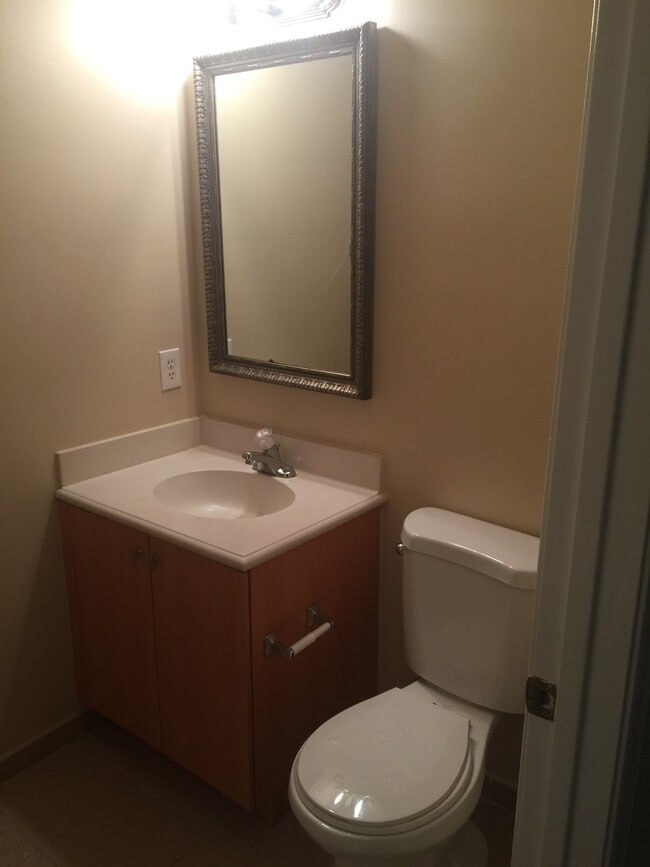 Building Photo - 3102 NW 24th Way