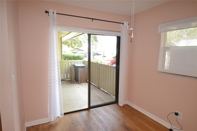 Building Photo - 40 Gretchen Ct