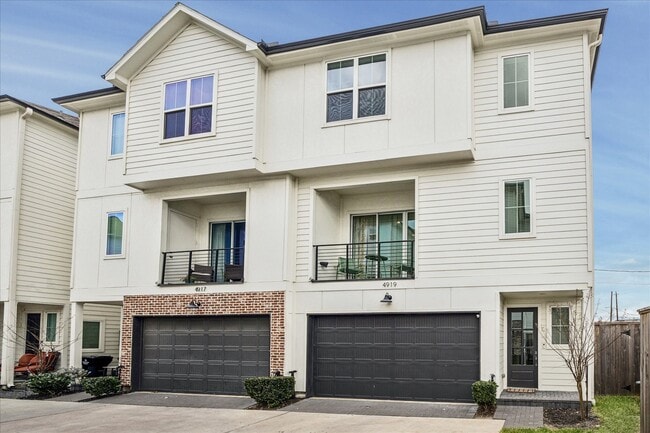 Building Photo - 4919 Avenue J