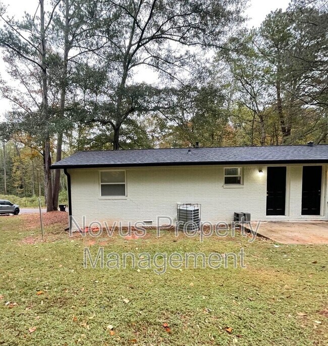 Building Photo - 60 Gees Ln