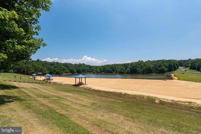 Building Photo - 12418 Red Rock Ct