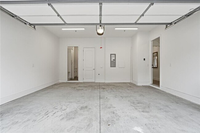 Building Photo - 110 Via Roma