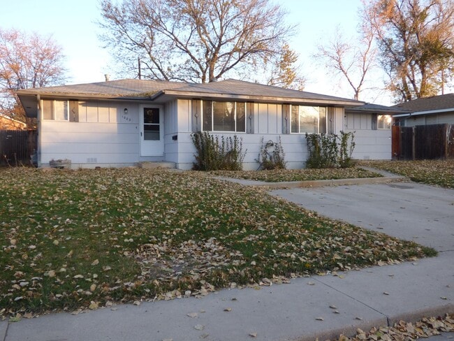 Building Photo - 1079-1083 Winona Drive