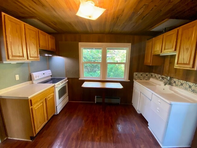 Building Photo - 3126 Portage Bay Pl E