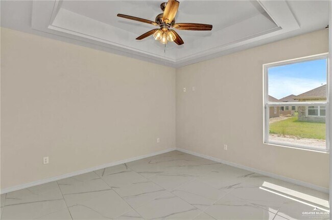 Building Photo - 12 N Playa Del Sol St