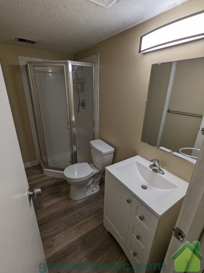 Building Photo - 7812 Eby Ln
