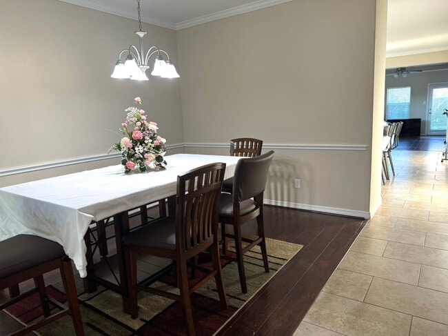 Building Photo - 4118 Ponderosa Hills Ln