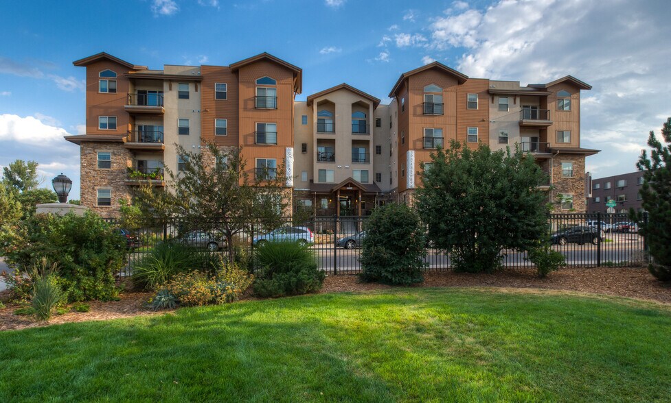 Primary Photo - Peregrine Place Apartments