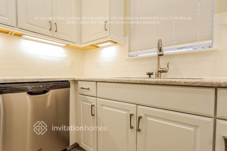 Building Photo - 26313 Limestone Spgs Wy