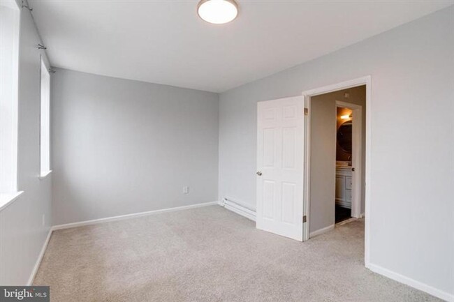 Building Photo - Newly Renovated Three-Bedroom House In Bal...