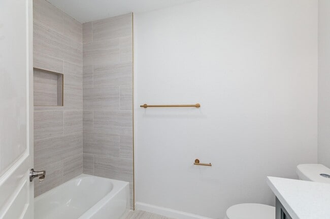 Building Photo - 16815 Libson Falls Dr