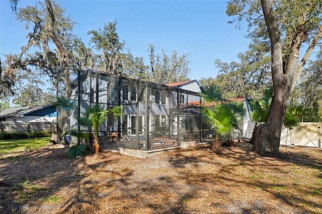 Building Photo - 14910 Northwood Village Ln