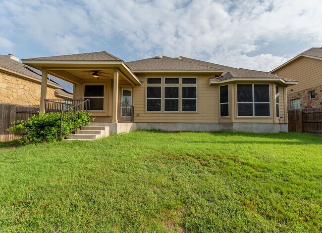 Building Photo - Your Ideal Home Awaits – 4BR, 3BA & More!