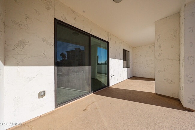 Building Photo - 2511 W Queen Creek Rd