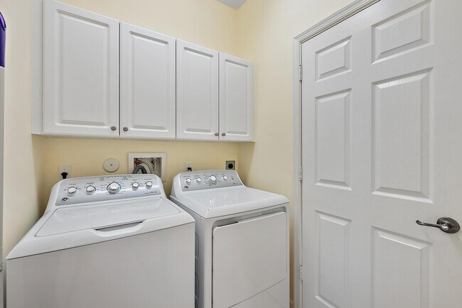 Building Photo - 19043 SE Jupiter River Dr