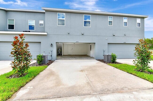 Building Photo - 11511 Sunsail Ave