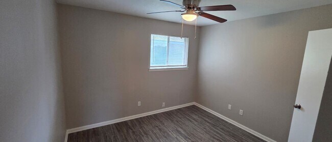Building Photo - 11122 Thackery Ln