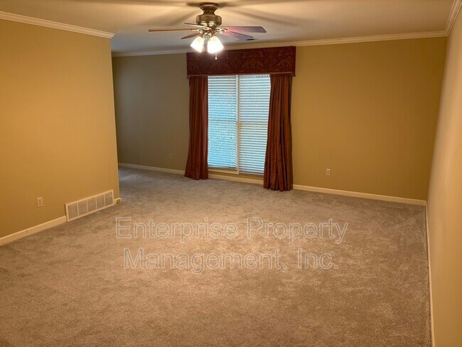 Building Photo - 958 Harbor View Dr