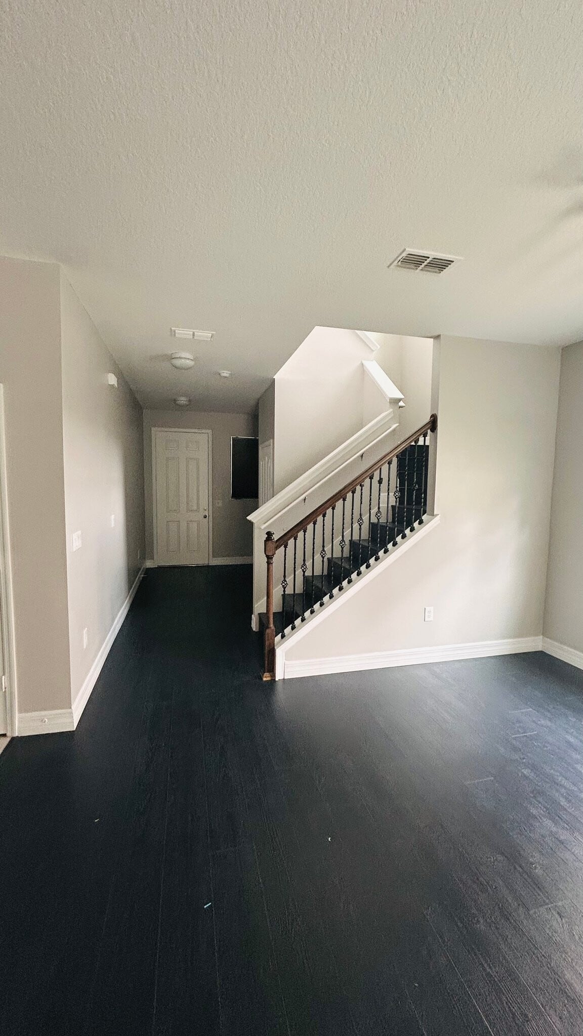 Building Photo - 1617 Sapphire Star Dr