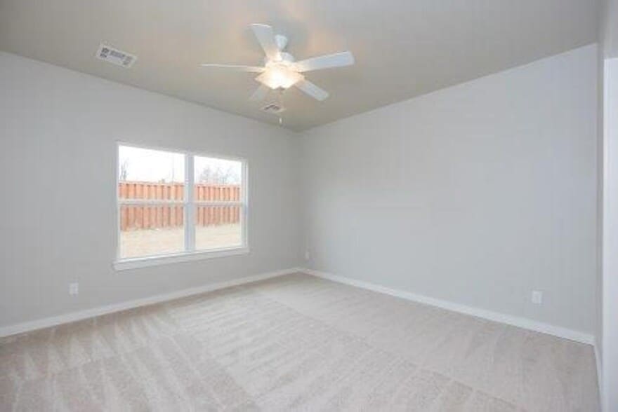 Building Photo - 512 NW 179th Cir