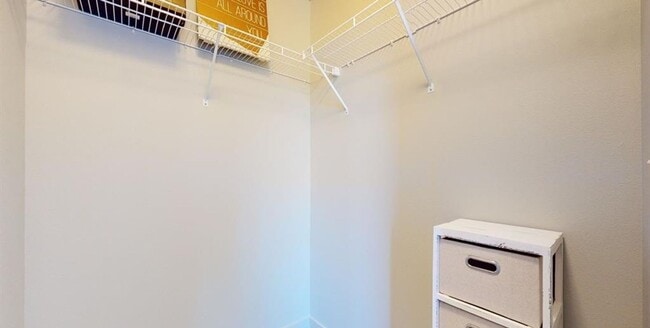Building Photo - Modern 3 Bedroom, 2 Bathroom Townhouse for...