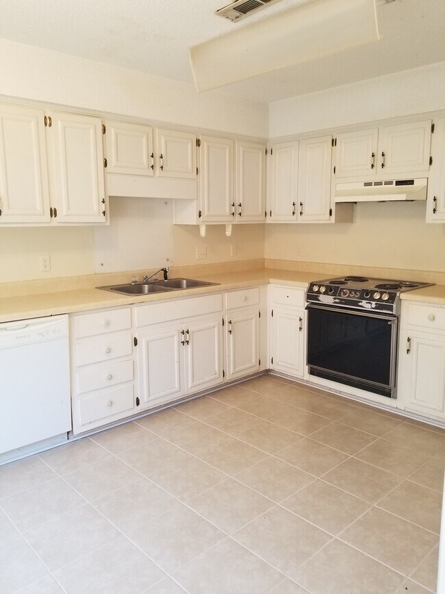 Building Photo - Cambridge Drive, Enterprise, AL