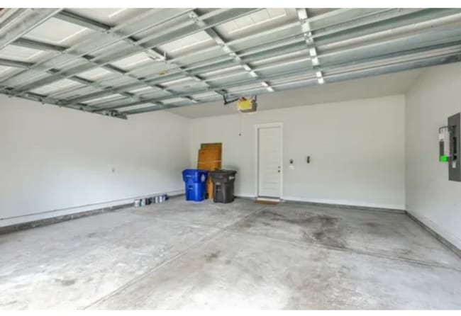 Building Photo - 3125 Sturbridge Rd
