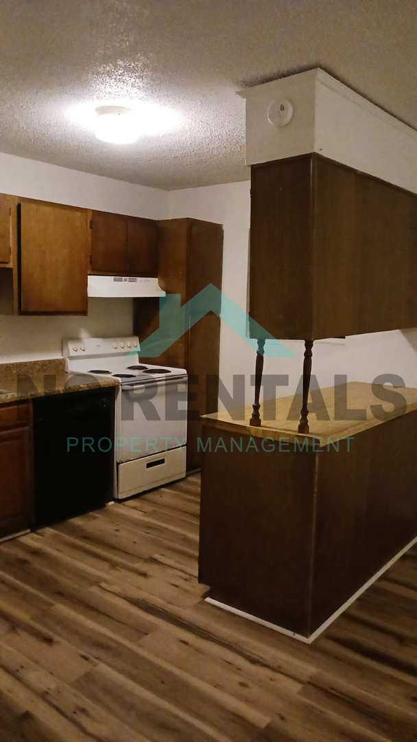 Building Photo - Cozy 1 bedroom 1 bathroom located in Winst...