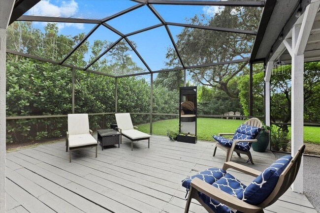 Building Photo - 5136 Beechwood Rd