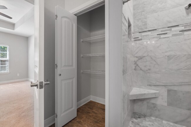 Building Photo - 8459 Crissy Ln