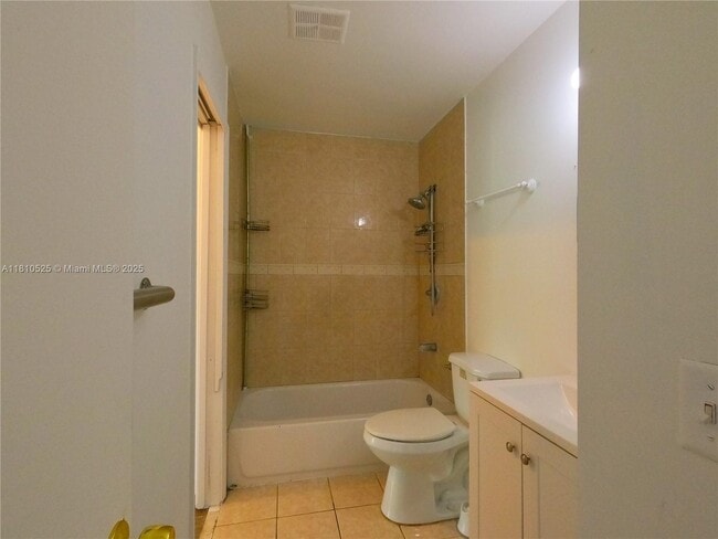 Building Photo - 11733 SW 117th Ct