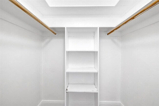 Building Photo - 1916 SW 11th St