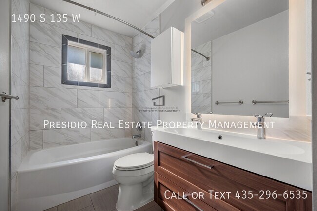 Building Photo - 1490 S 135 W