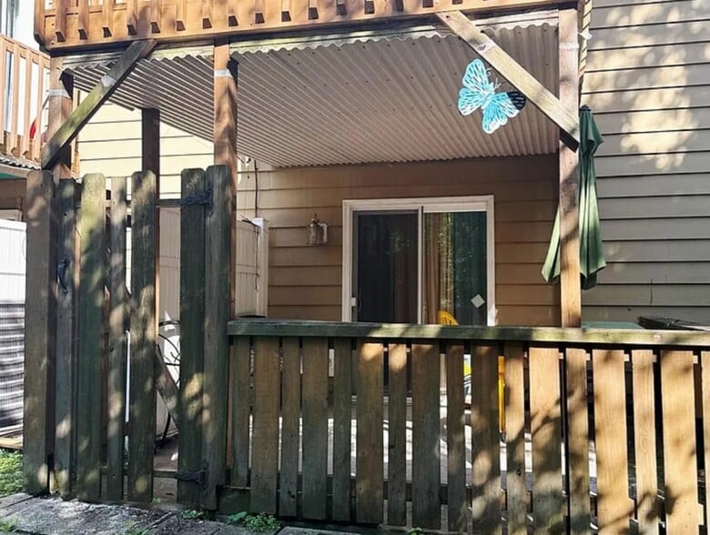 Building Photo - 2828 Buxton Ct