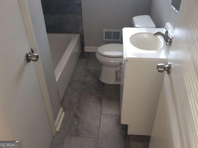 Building Photo - 209 Decatur Rd