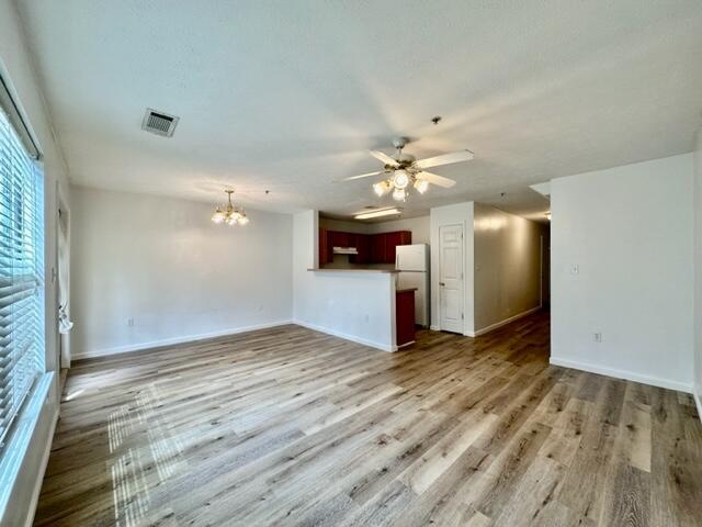 Building Photo - 209 Swaying Pine Ct