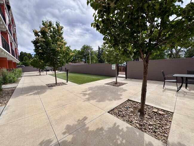 Building Photo - 1495 Vrain St