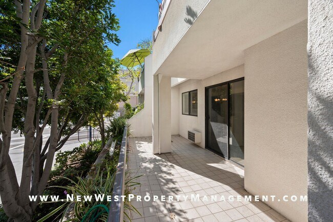 Building Photo - Lovely Marina District 2-bedroom at Park R...