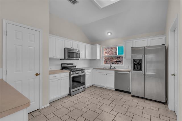 Building Photo - 7612 Sonoma Valley Dr