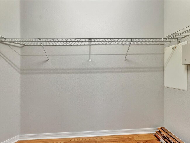 Building Photo - Pristine 4 bed/ 2 bath Annual Rental in Stoneybrook of Venice