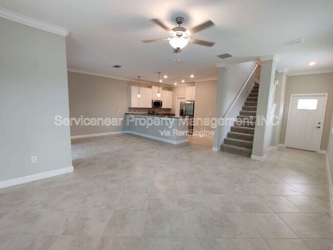 Building Photo - 23300 Willow Glen Way