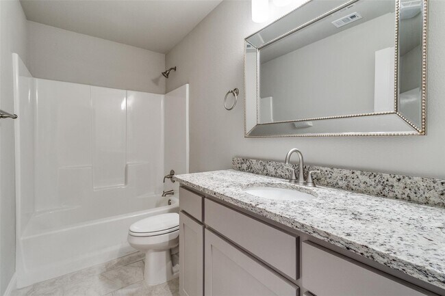 Building Photo - 2802 Clover Dr