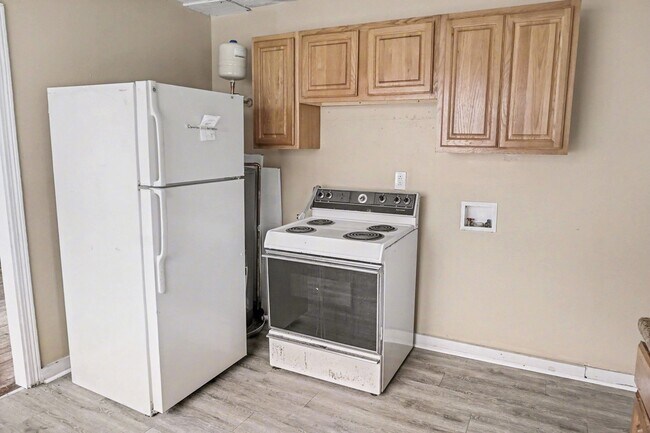 Building Photo - 1520 17th Way SW