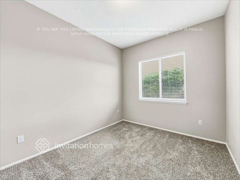 Building Photo - 13115 Canna Lily Dr