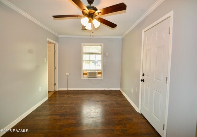 Building Photo - 1037 Brown Dr