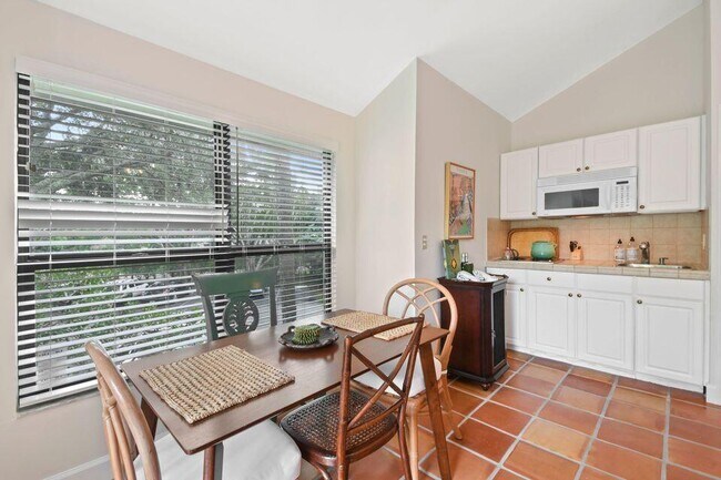 Building Photo - 11863 Wimbledon Cir