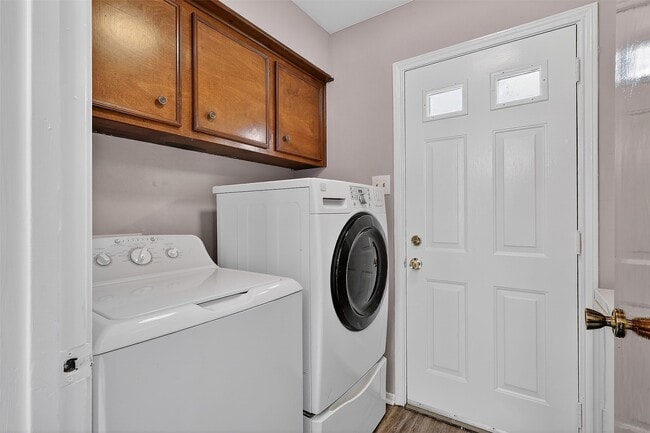 Building Photo - 2543 Ciderwood Dr